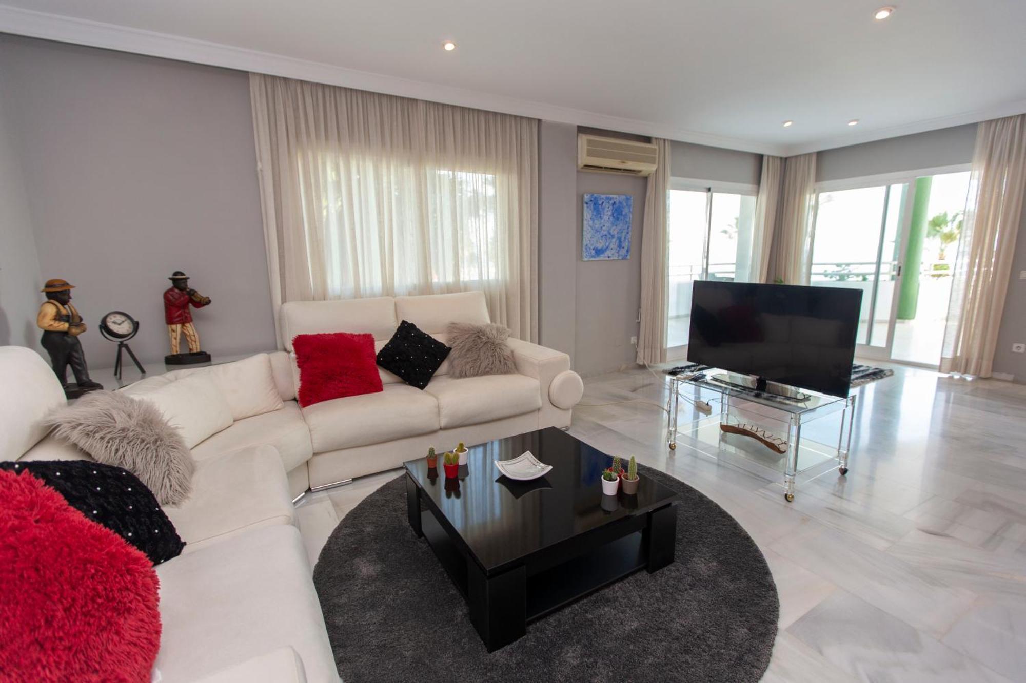 Villa Venecia, Apartamento De Lujo En 1º Linea De Playa + Parking Малага Экстерьер фото