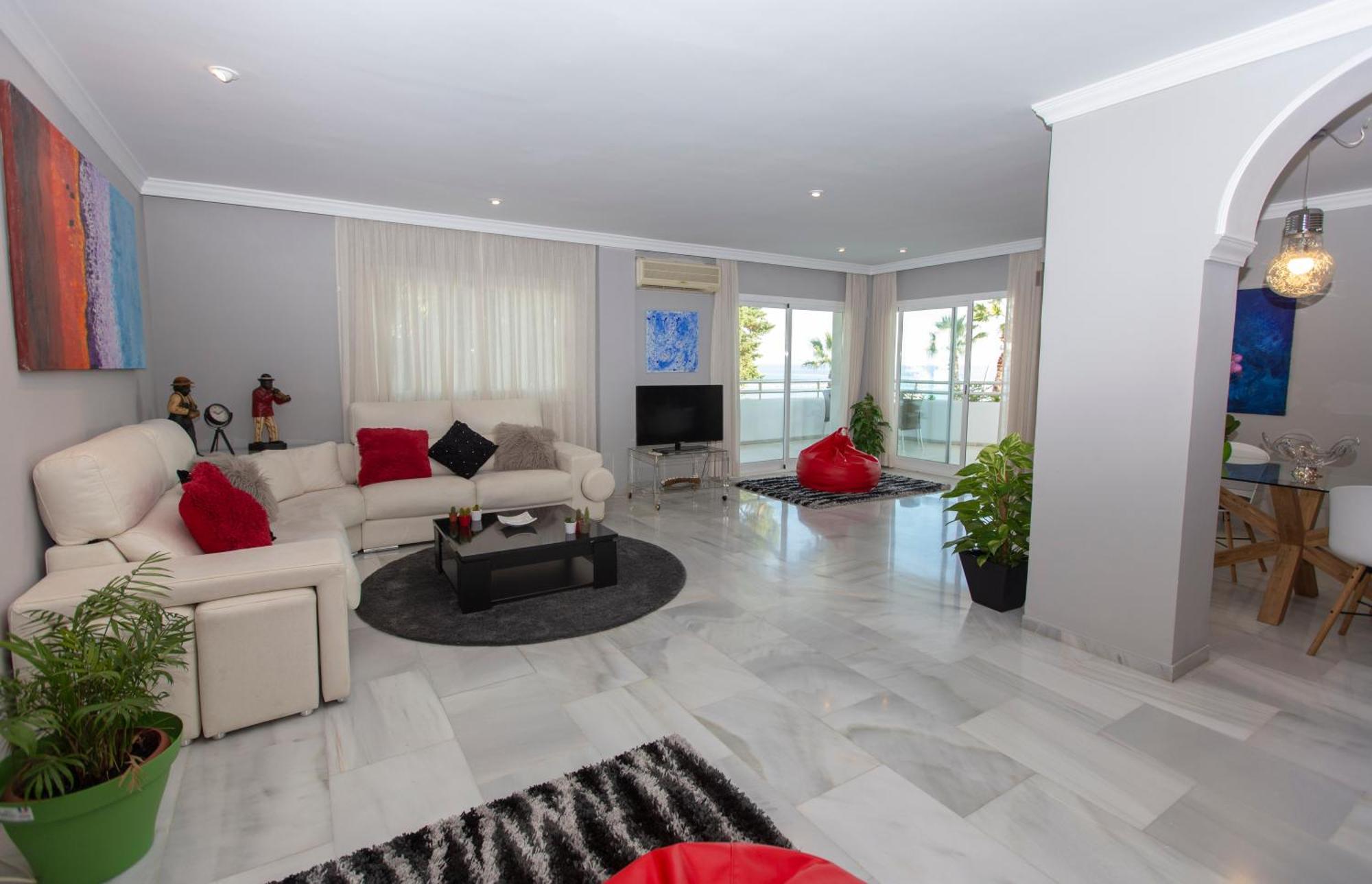 Villa Venecia, Apartamento De Lujo En 1º Linea De Playa + Parking Малага Экстерьер фото