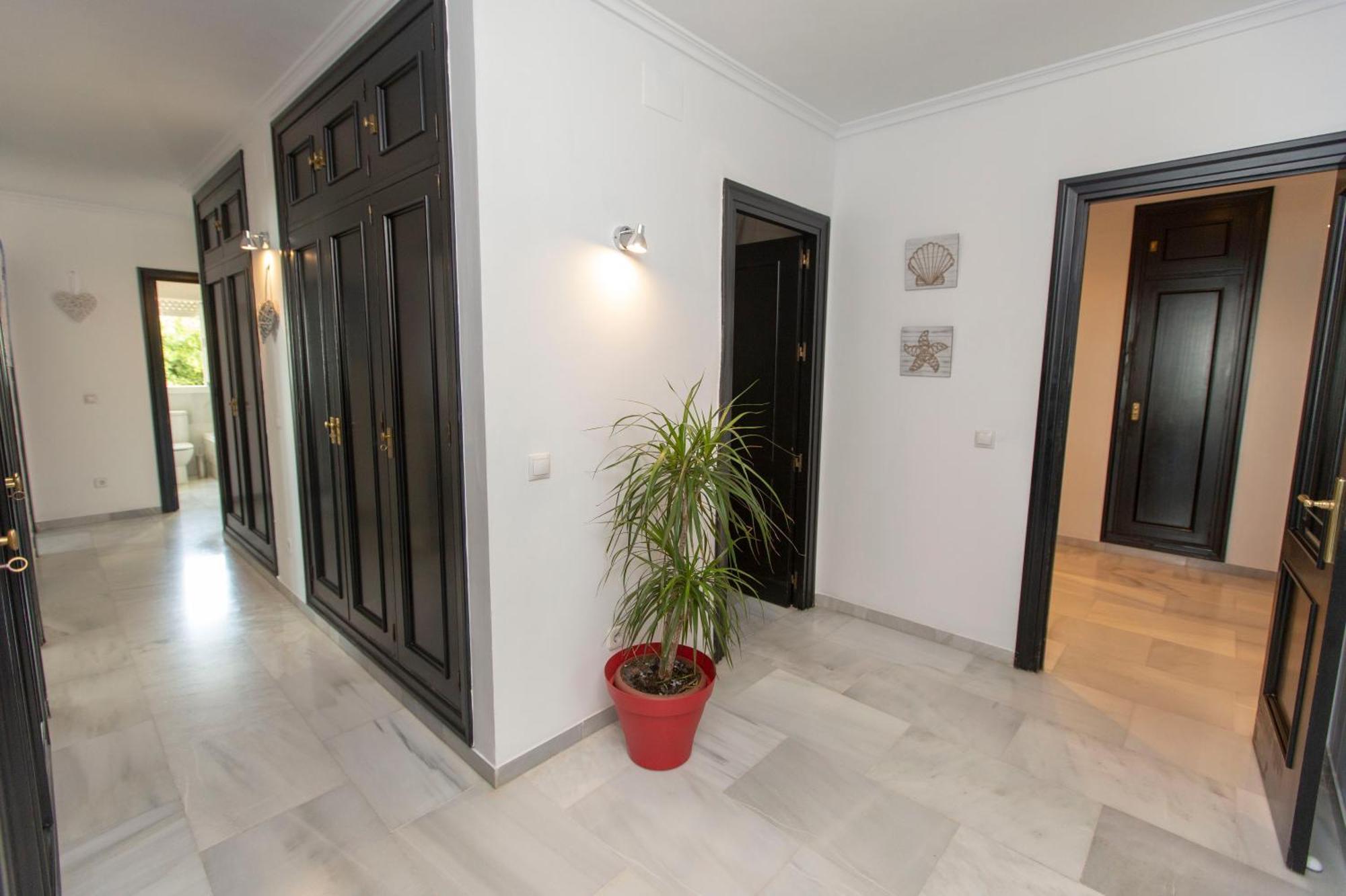 Villa Venecia, Apartamento De Lujo En 1º Linea De Playa + Parking Малага Экстерьер фото