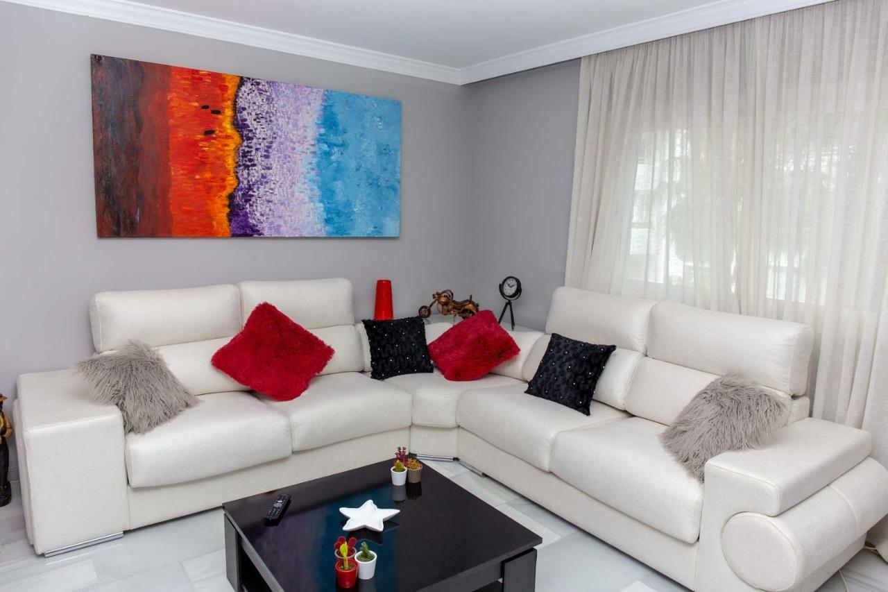 Villa Venecia, Apartamento De Lujo En 1º Linea De Playa + Parking Малага Экстерьер фото