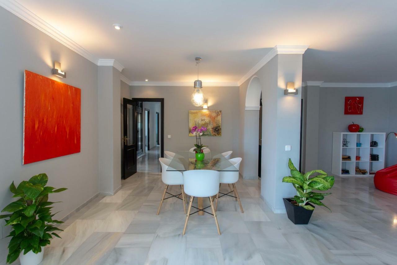 Villa Venecia, Apartamento De Lujo En 1º Linea De Playa + Parking Малага Экстерьер фото